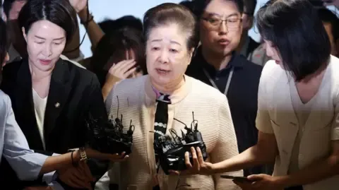 Controversial Religious Figure Rejects Gift-giving Claims Involving Former South Korean First Lady