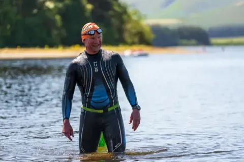 Each Week, He Goes Back to the Waters Where His Spouse Died